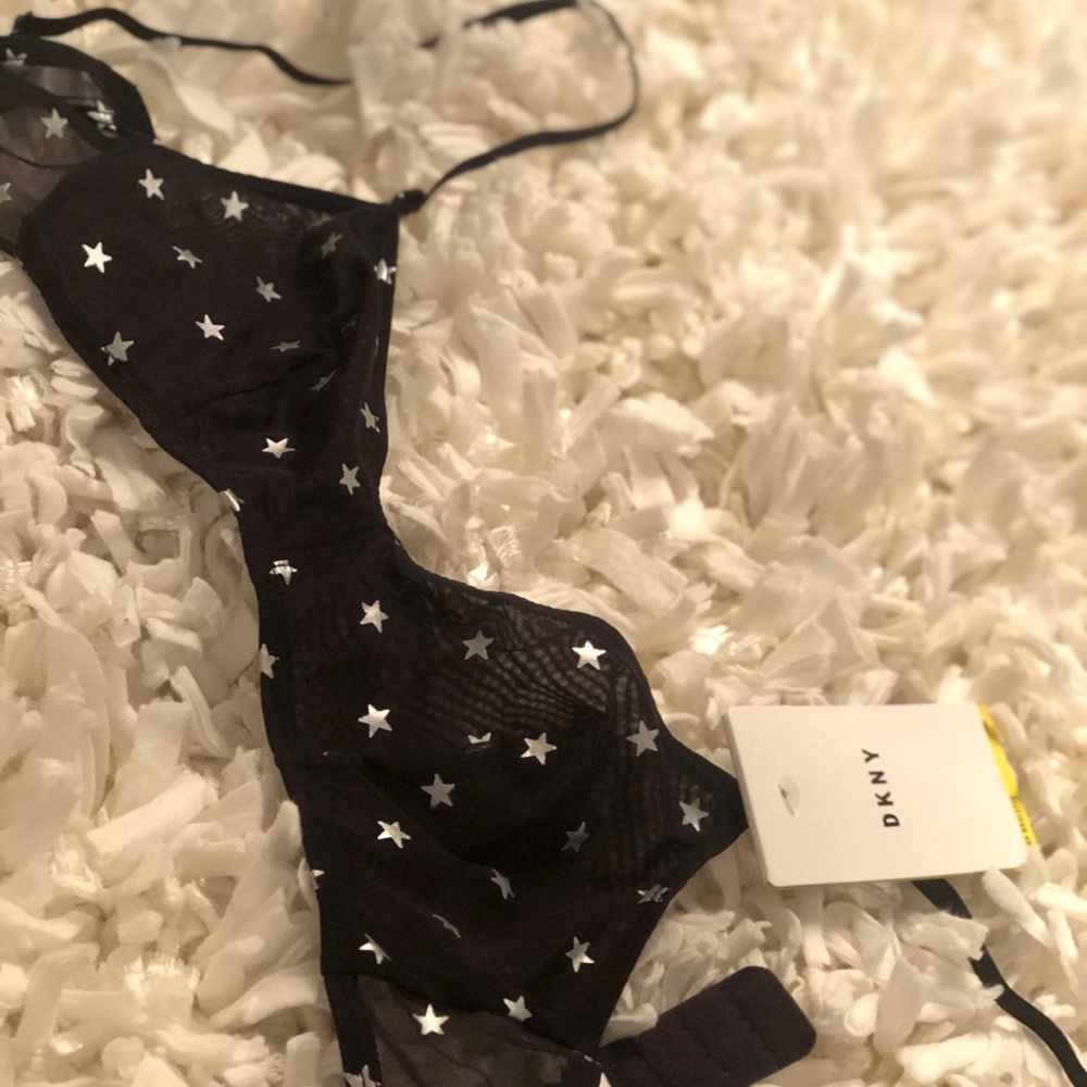 NWT DKNY STAR MESH BRALETTE ⭐️